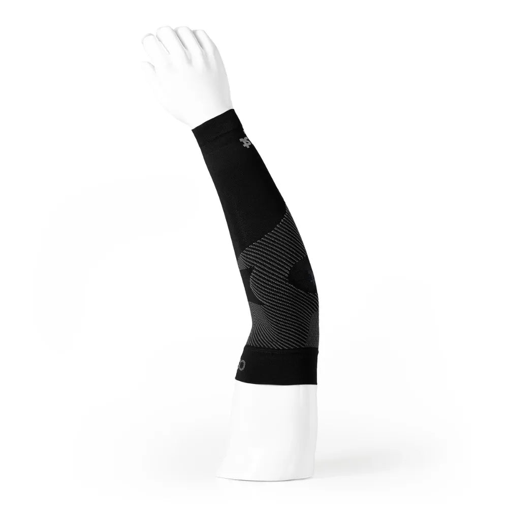 Side view of AS6 Arm Sleeves on mannequin | OS1st