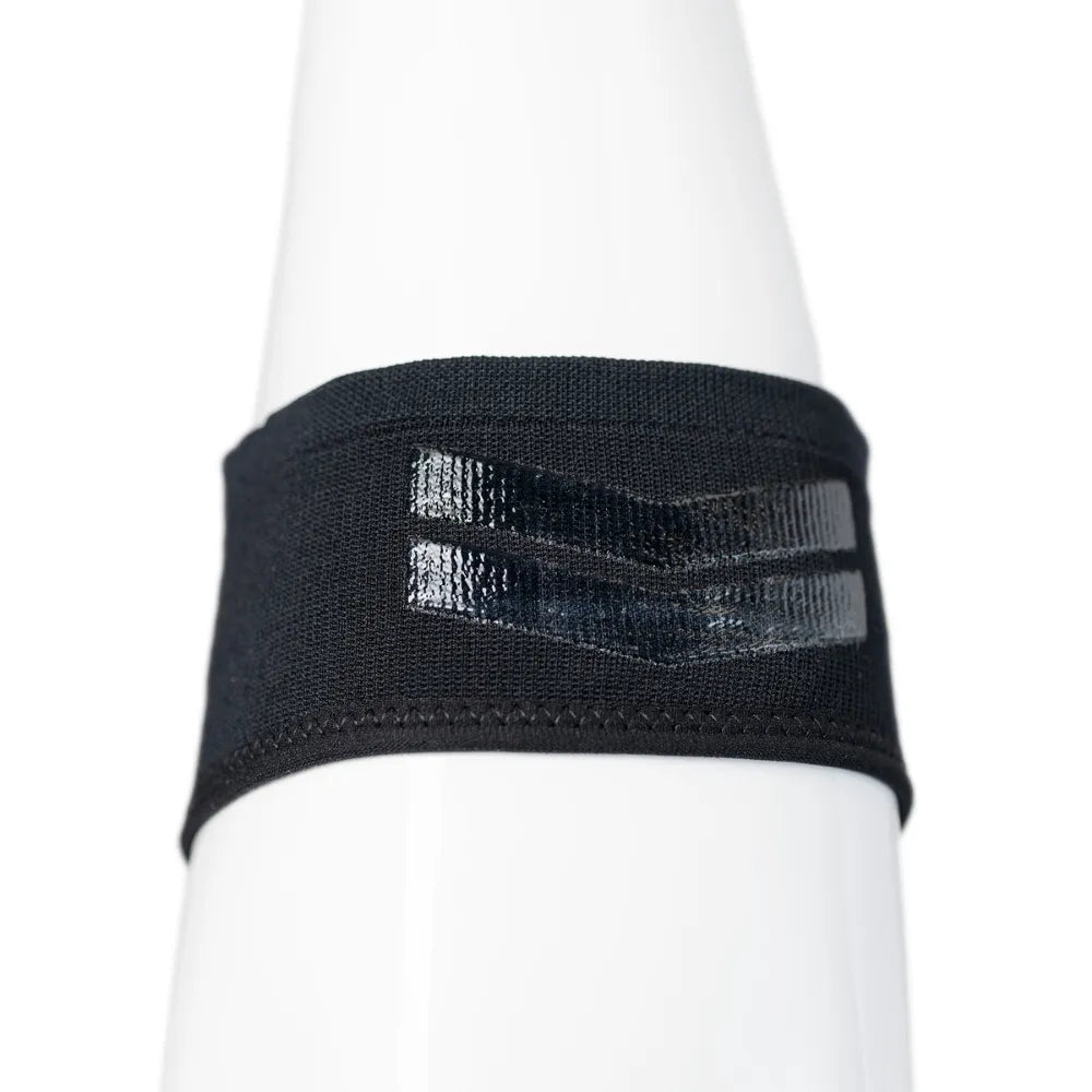 closeup of silicone anti slip grip inside es3 elbow sleeve | OS1st