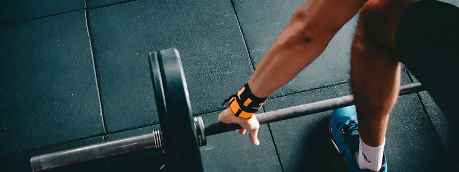person about to lift a weight 
