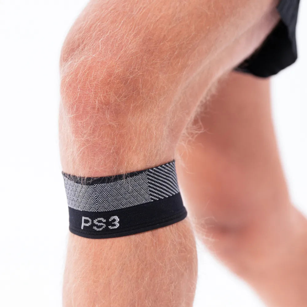 Man wearing PS3 patella sleeve | OS1st