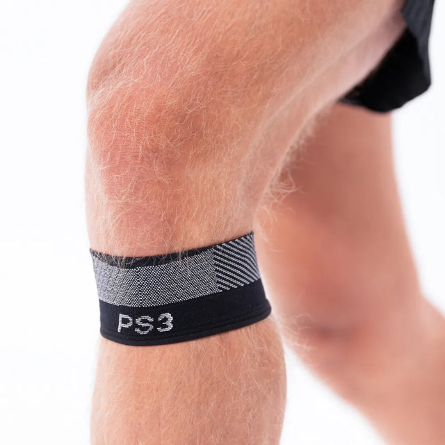 Man wearing PS3 patella sleeve | OS1st